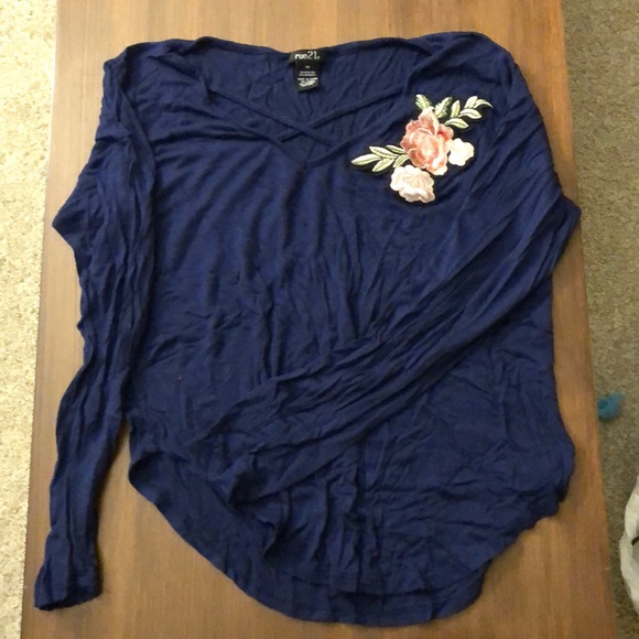 Blue blouse. - Picture 1 of 1